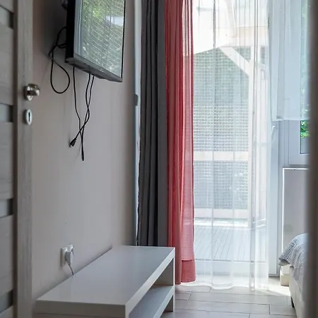 Daire Apartament Na Urlop - Scisle Centrum Wisly - Apartament Z Ogrodkiem Przyjazny Kotkom I Pieskom Wisła